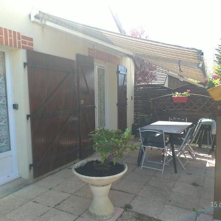Les Guernazelles Apartment Bracieux Bagian luar foto